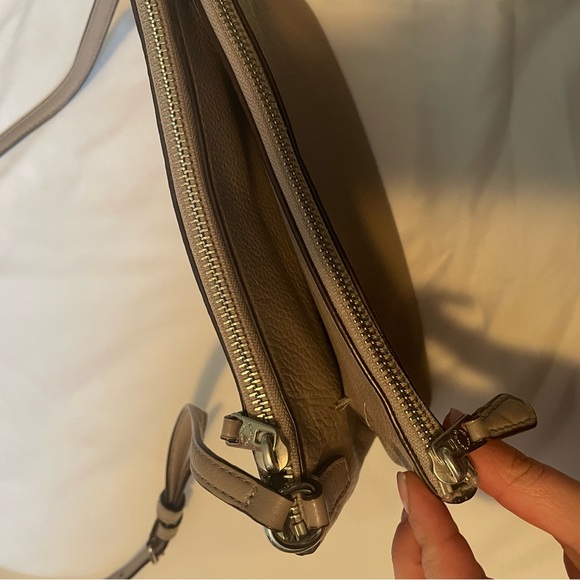 Coach Crossbody Bag - Picture 3 of 9